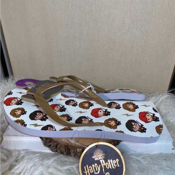 NWT Harry Potter Flip Flops, Size Large - Picture 4 of 6